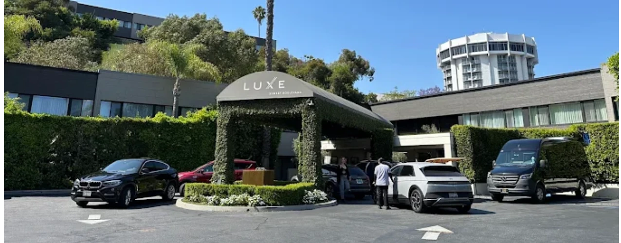 Luxe Sunset Boulevard Hotel Front View