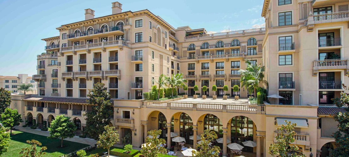L'Ermitage Beverly Hills Front View