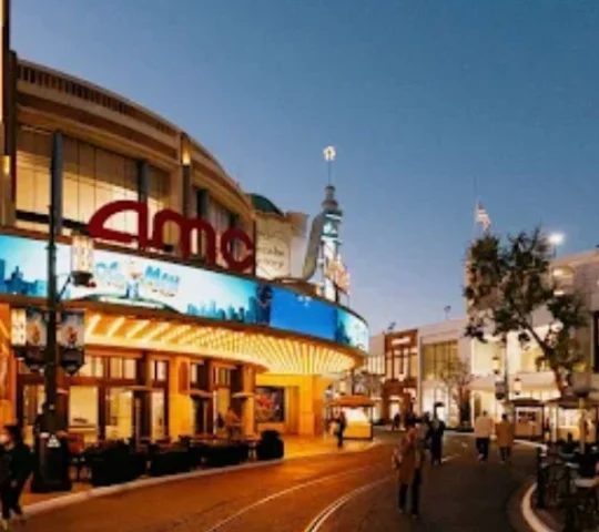 AMC The Grove 14