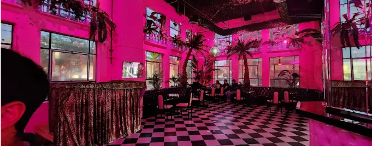 Outdoor Dining at ERB