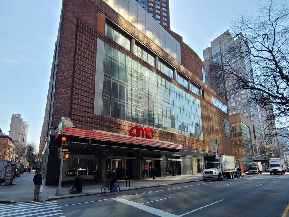 AMC Lincoln Square 13