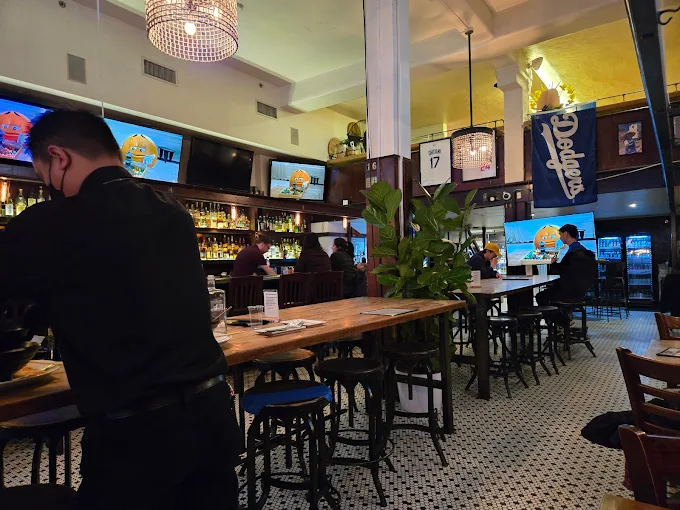 Signature Food and Drink at Far Bar