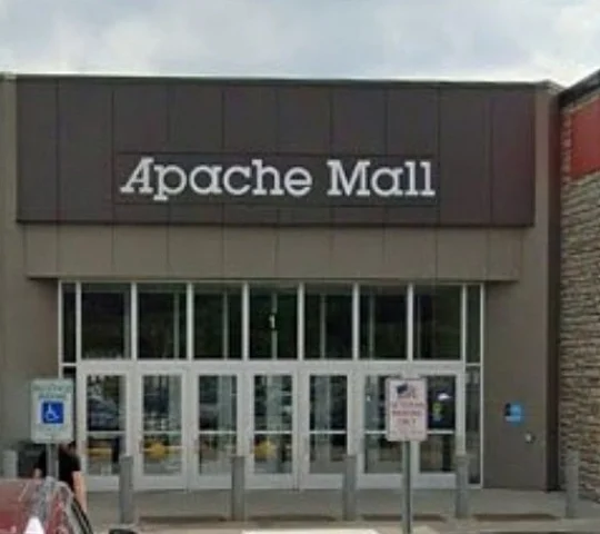 Apache Mall