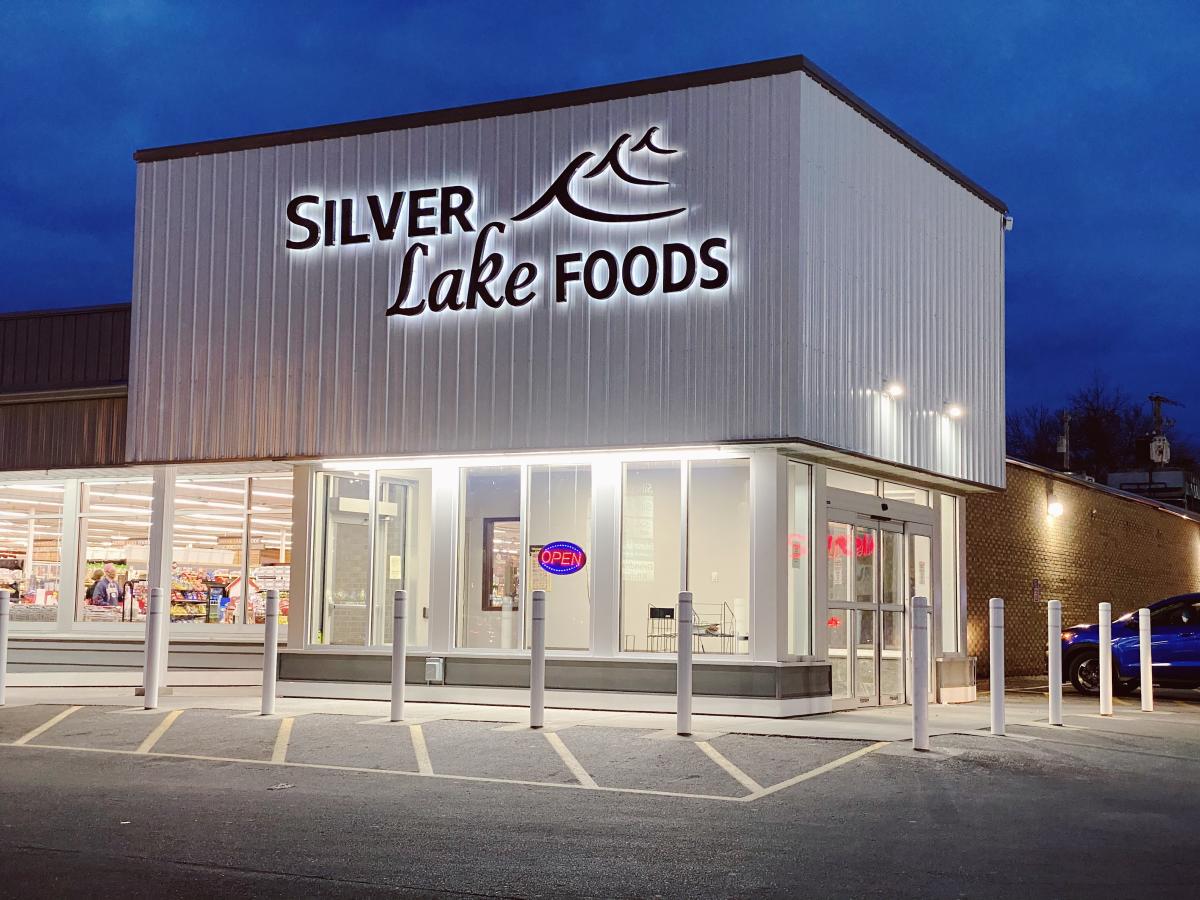 Silver Lake Shopping Center Rochester MN