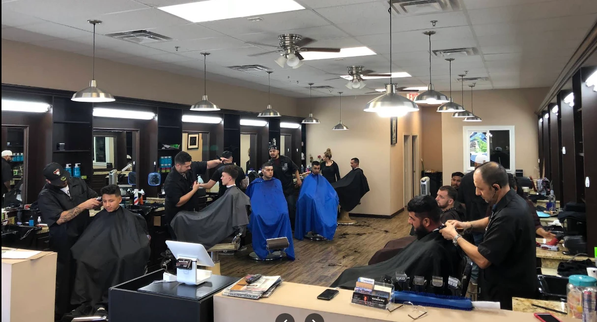 Top 10 Best Famous Hair Salon & Unisex Parlour in Phoenix City, USA – 2025