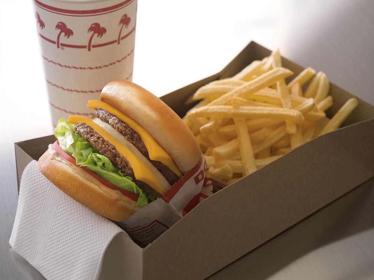 Top 10 Best Fast Food Places in Phoenix City, USA – Famous Fast Food Spots 2025